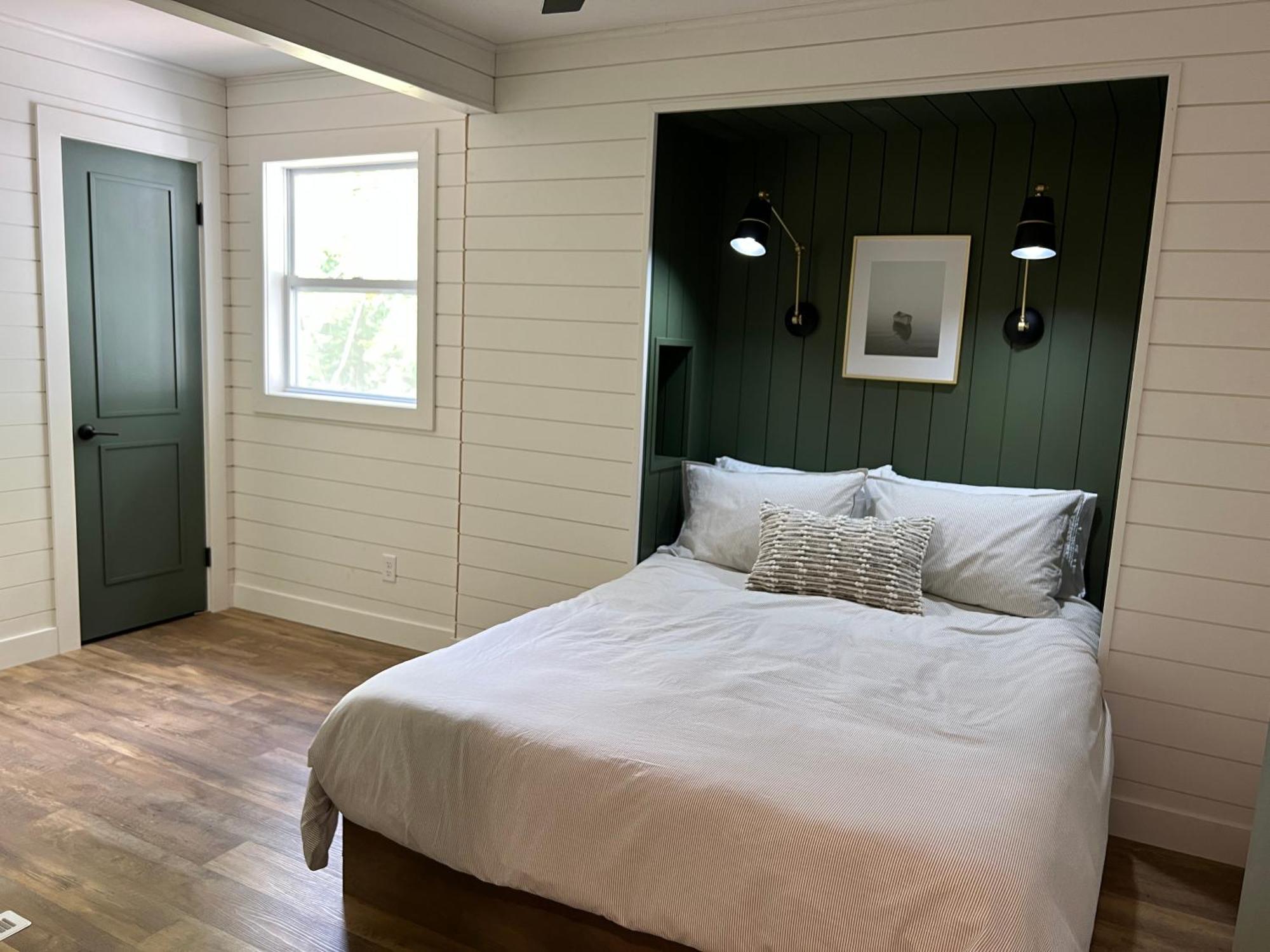 Red Tree Resort Llc Phillips Room photo